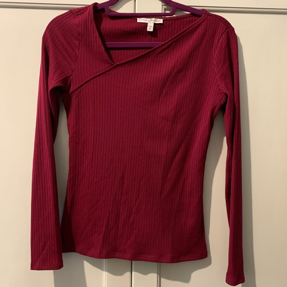 Fashionable Express Long Sleeve Top